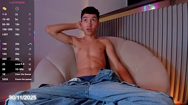 Snapshot of Dallen_Grant chatting on December 2025 12:10:01 PM Dallen Grant online show from December 2025 12:10:01 PM