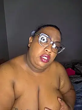 TigOBittiesTheOriginal online show from November 2025 02:28:01 PM