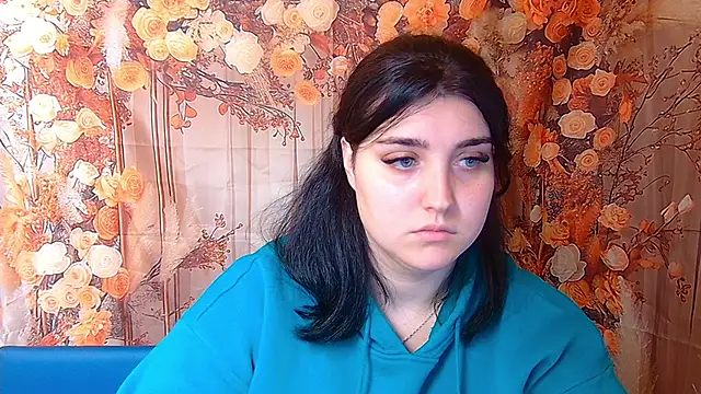 Snapshot of ScarletCargo chatting on November 2025 05:44:01 PM ScarletCargo online show from November 2025 05:44:01 PM