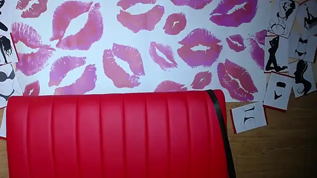 Snapshot of ScarletCargo chatting on November 2025 06:13:01 AM ScarletCargo online show from November 2025 06:13:01 AM