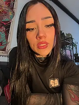 Snapshot of NinaHex chatting on November 2025 01:43:01 PM NinaHex online show from November 2025 01:43:01 PM