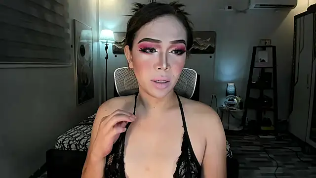 Snapshot of Cumforsale chatting on November 2025 04:25:01 PM Cumforsale online show from November 2025 04:25:01 PM