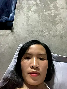 Snapshot of Yunzang chatting on October 2025 01:01:02 PM Yunzang online show from October 2025 01:01:02 PM