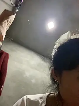 Snapshot of Yunzang chatting on November 2025 08:46:01 AM Yunzang online show from November 2025 08:46:01 AM