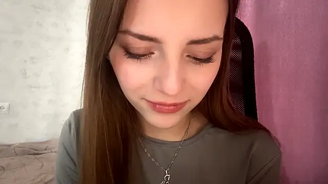 AliceStacy online show from November 2025 08:25:01 AM