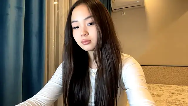 Snapshot of SupremeDividend chatting on November 2025 03:01:01 PM SupremeDividend online show from November 2025 03:01:01 PM