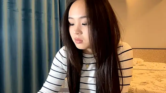 Snapshot of SupremeDividend chatting on November 2025 02:57:02 PM SupremeDividend online show from November 2025 02:57:02 PM