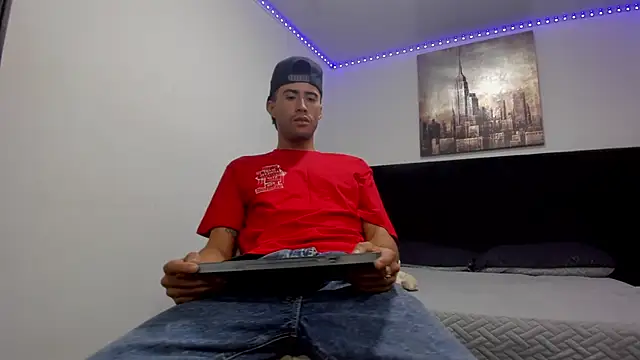 Snapshot of harold_777 chatting on October 2025 04:05:02 AM harold 777 online show from October 2025 04:05:02 AM