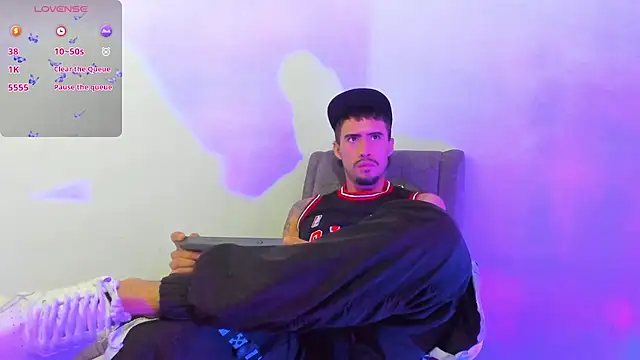 Snapshot of harold_777 chatting on November 2025 10:41:02 PM harold 777 online show from November 2025 10:41:02 PM