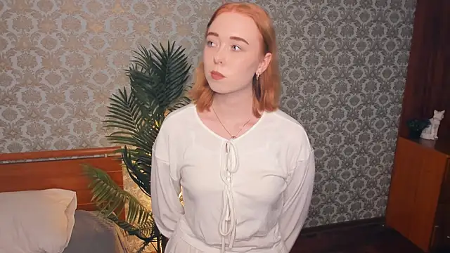 Snapshot of AddieOsler chatting on November 2025 08:55:01 PM AddieOsler online show from November 2025 08:55:01 PM