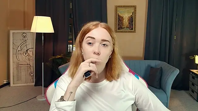 Snapshot of AddieOsler chatting on November 2025 07:46:02 PM AddieOsler online show from November 2025 07:46:02 PM