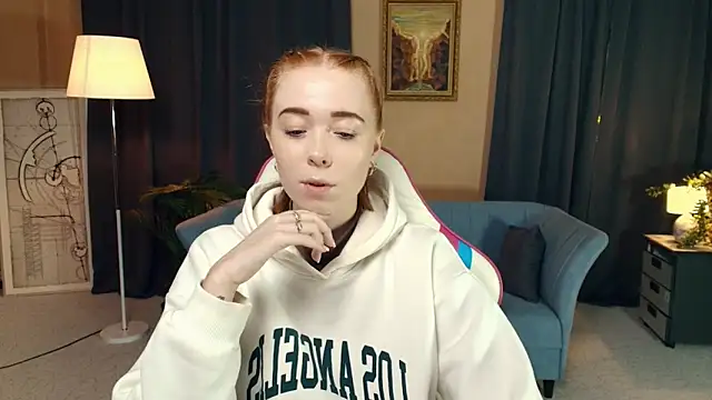 Snapshot of AddieOsler chatting on November 2025 07:46:02 PM AddieOsler online show from November 2025 07:46:02 PM