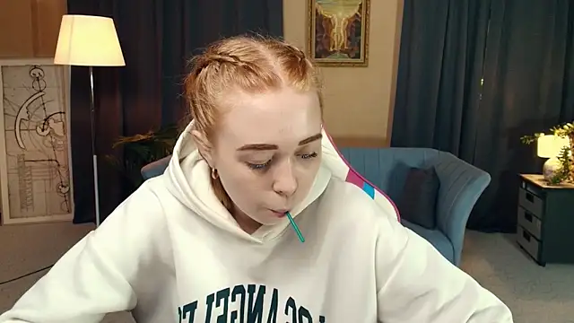 Snapshot of AddieOsler chatting on November 2025 09:25:02 PM AddieOsler online show from November 2025 09:25:02 PM