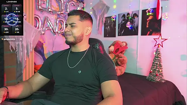 Snapshot of Tiler_wolker chatting on December 2025 03:44:02 AM Tiler wolker online show from December 2025 03:44:02 AM