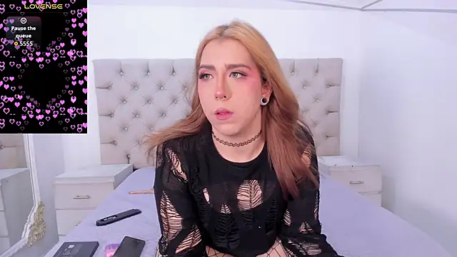 Snapshot of JanneBlossom_ chatting on November 2025 09:13:02 PM JanneBlossom online show from November 2025 09:13:02 PM