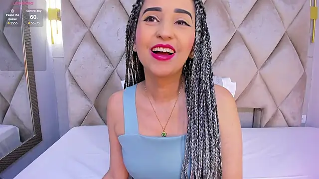 violett rabbit  online show from November 2025 08:29:02 PM