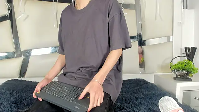 Genesis ask online show from November 2025 03:34:01 AM