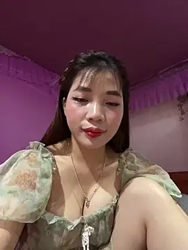 Snapshot of Zlienr023 chatting on November 2025 01:43:02 PM Zlienr023 online show from November 2025 01:43:02 PM