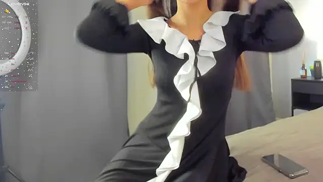 Snapshot of maddymidnight chatting on November 2025 06:57:02 AM maddymidnight online show from November 2025 06:57:02 AM