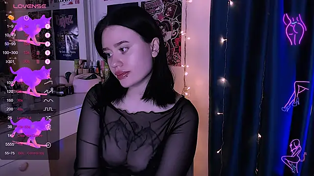 Snapshot of Meow_Marie chatting on November 2025 10:43:01 PM Meow Marie online show from November 2025 10:43:01 PM