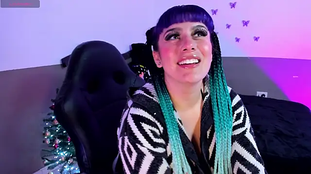 Snapshot of Monserrat_Cute_ chatting on November 2025 02:00:02 AM Monserrat Cute online show from November 2025 02:00:02 AM