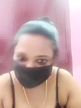 Snapshot of Mandhra28 chatting on November 2025 06:57:01 PM Mandhra28 online show from November 2025 06:57:01 PM