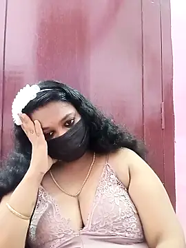 Snapshot of Mandhra28 chatting on November 2025 08:07:02 PM Mandhra28 online show from November 2025 08:07:02 PM