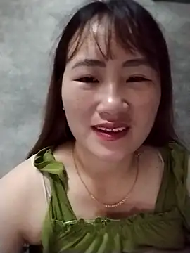 Snapshot of emini-xx chatting on November 2025 12:10:01 AM emini-xx online show from November 2025 12:10:01 AM