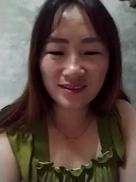 Snapshot of emini-xx chatting on November 2025 11:10:02 PM emini-xx online show from November 2025 11:10:02 PM