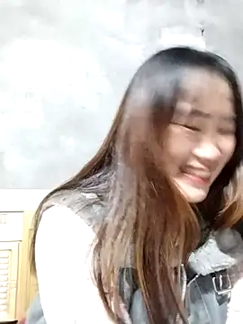 Snapshot of emini-xx chatting on November 2025 10:06:01 AM emini-xx online show from November 2025 10:06:01 AM