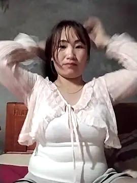 Snapshot of emini-xx chatting on November 2025 12:09:02 PM emini-xx online show from November 2025 12:09:02 PM