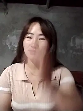 Snapshot of emini-xx chatting on December 2025 11:13:01 PM emini-xx online show from December 2025 11:13:01 PM