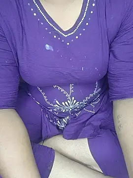 Snapshot of shreyareddy99 chatting on December 2025 09:27:01 AM shreyareddy99 online show from December 2025 09:27:01 AM