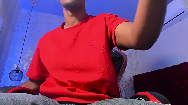 Snapshot of for_itan chatting on December 2025 12:54:01 PM for itan online show from December 2025 12:54:01 PM