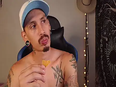 Snapshot of mateos6_6 chatting on November 2025 02:32:01 AM mateos6 6 online show from November 2025 02:32:01 AM