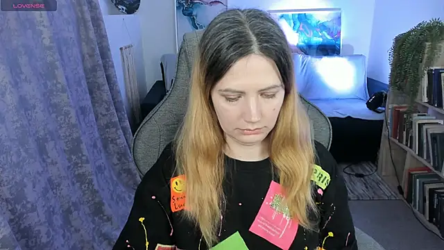 Snapshot of AleksaLaurent chatting on November 2025 05:51:01 AM AleksaLaurent online show from November 2025 05:51:01 AM