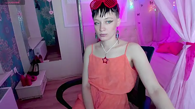 Snapshot of ErickaFetish chatting on November 2025 03:03:01 PM ErickaFetish online show from November 2025 03:03:01 PM