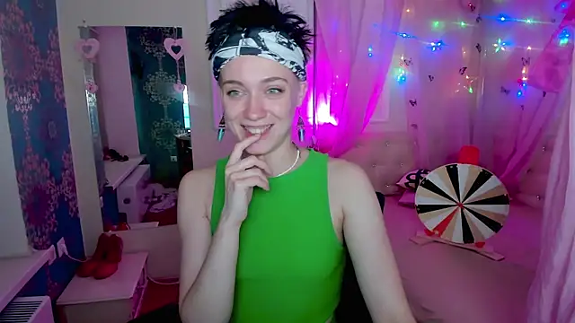 Snapshot of ErickaFetish chatting on November 2025 02:21:01 AM ErickaFetish online show from November 2025 02:21:01 AM