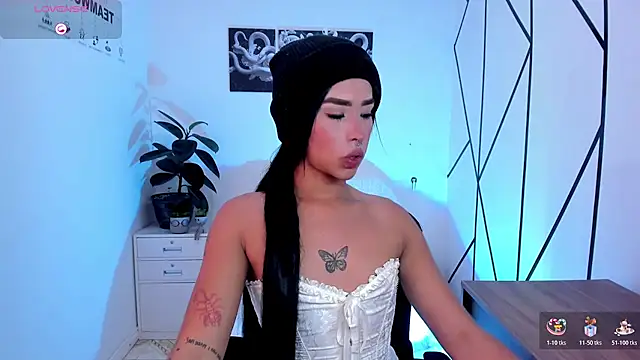 Snapshot of Flor_Gil chatting on December 2025 07:53:02 PM Flor Gil online show from December 2025 07:53:02 PM