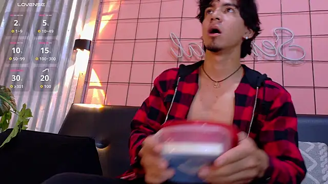 Snapshot of kane_del_toro chatting on November 2025 02:26:01 AM kane del toro online show from November 2025 02:26:01 AM