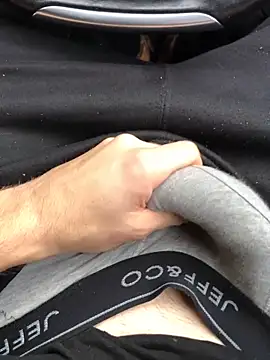 BigCurtis D online show from November 2025 01:11:02 PM