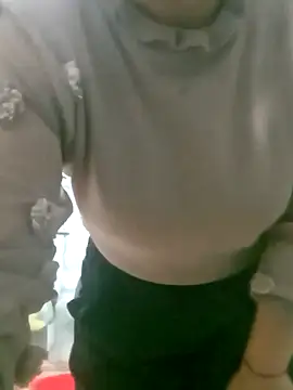 Snapshot of matbiec- chatting on November 2025 11:10:02 PM matbiec- online show from November 2025 11:10:02 PM