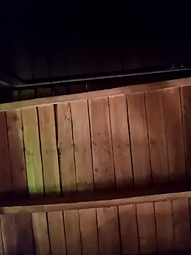 Snapshot of matbiec- chatting on December 2025 01:43:01 AM matbiec- online show from December 2025 01:43:01 AM