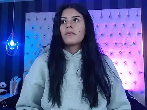 Snapshot of BrendaMarxhal chatting on November 2025 07:13:01 PM BrendaMarxhal online show from November 2025 07:13:01 PM