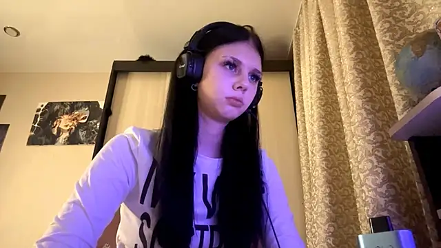 Snapshot of AnGallo chatting on November 2025 06:07:02 PM AnGallo online show from November 2025 06:07:02 PM