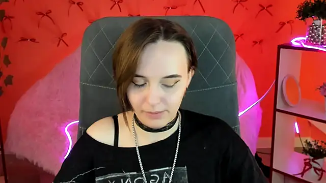 Snapshot of IreneBailey chatting on November 2025 09:10:02 AM IreneBailey online show from November 2025 09:10:02 AM