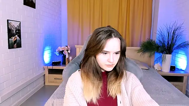 Snapshot of IreneBailey chatting on November 2025 05:29:02 AM IreneBailey online show from November 2025 05:29:02 AM