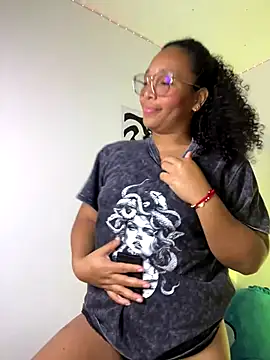 Snapshot of SHAILABROWN chatting on November 2025 05:26:01 PM SHAILABROWN online show from November 2025 05:26:01 PM