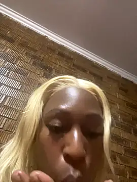 Snapshot of SP1CY_MOMMY chatting on November 2025 11:37:02 PM SP1CY MOMMY online show from November 2025 11:37:02 PM