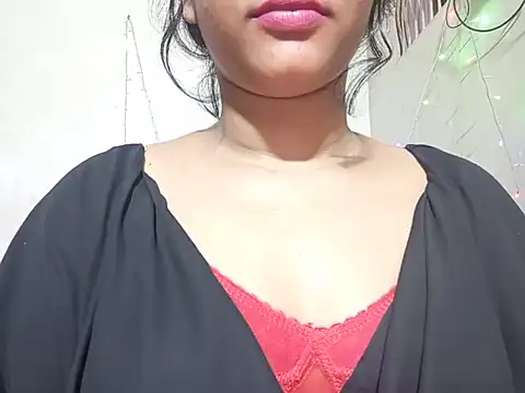 Snapshot of Nancy_queen001 chatting on November 2025 05:37:02 PM Nancy queen001 online show from November 2025 05:37:02 PM